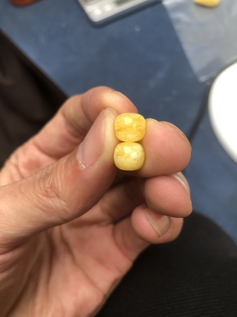 8*7同料虎皮纹腰珠胶皮蜜蜡