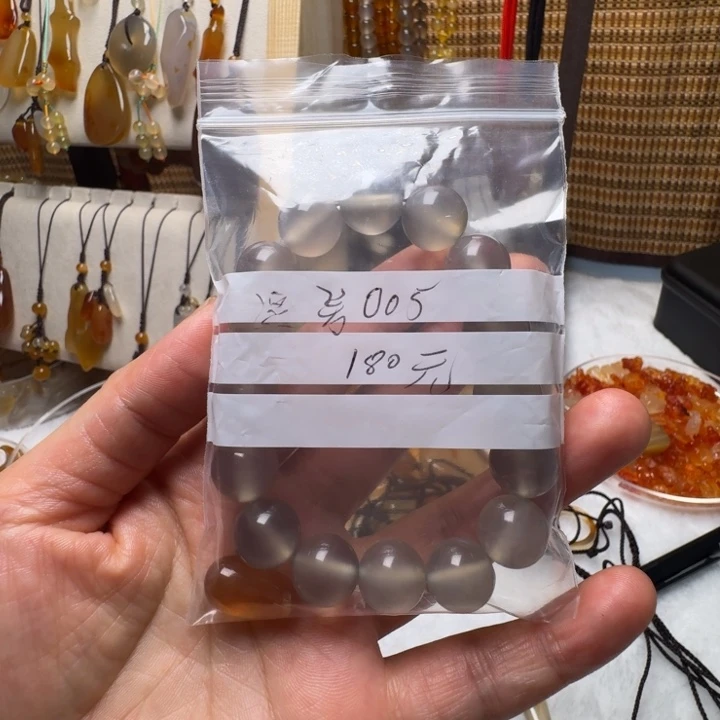 逗***号玛瑙/玉髓未镶嵌颈饰005