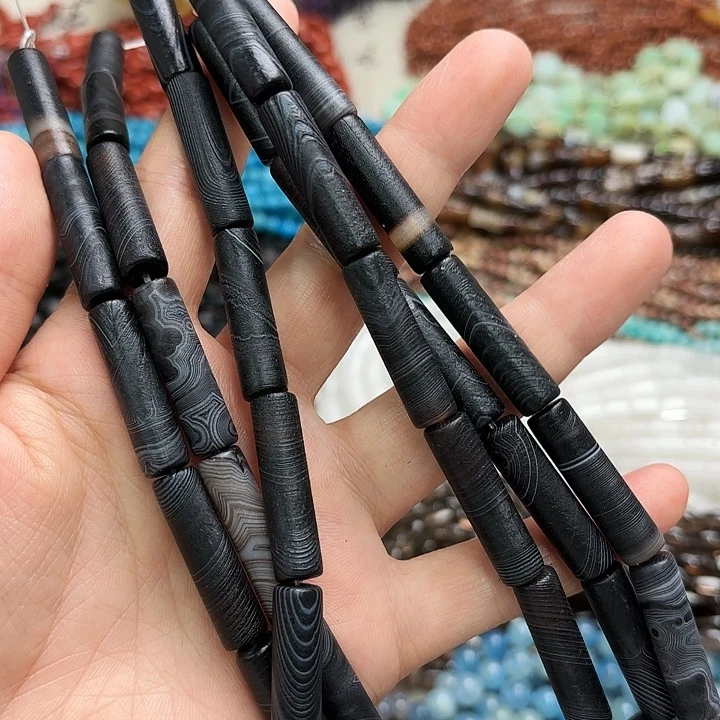 玛瑙/玉髓未镶嵌珠宝半成品8×30黑条纹橘皮柱子一条