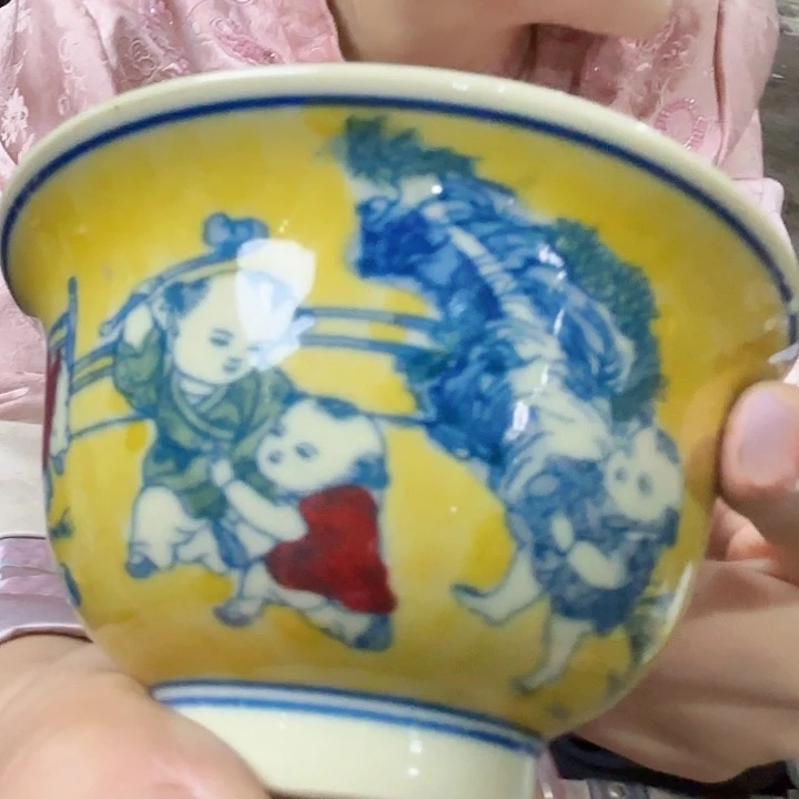 摆件景德镇高温陶瓷压手杯黄希希娃娃画片