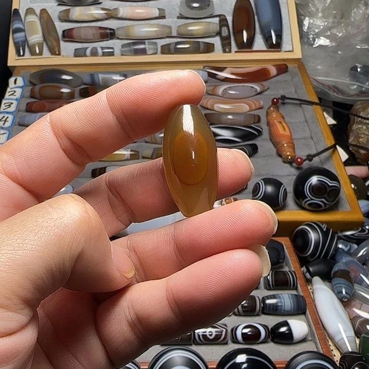 玛瑙/玉髓未镶嵌吊坠(不含链)