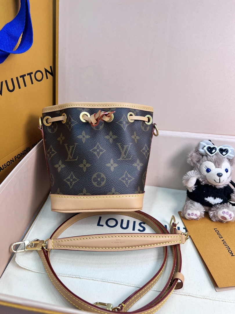 未使用 LouisVuitton/路易威登 水桶nano noe斜挎女包