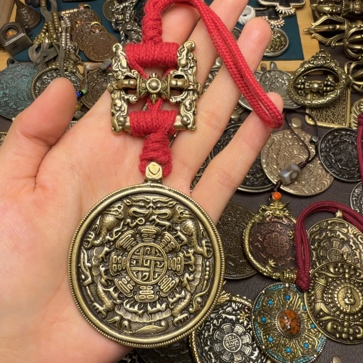 藏传文玩九宫如图