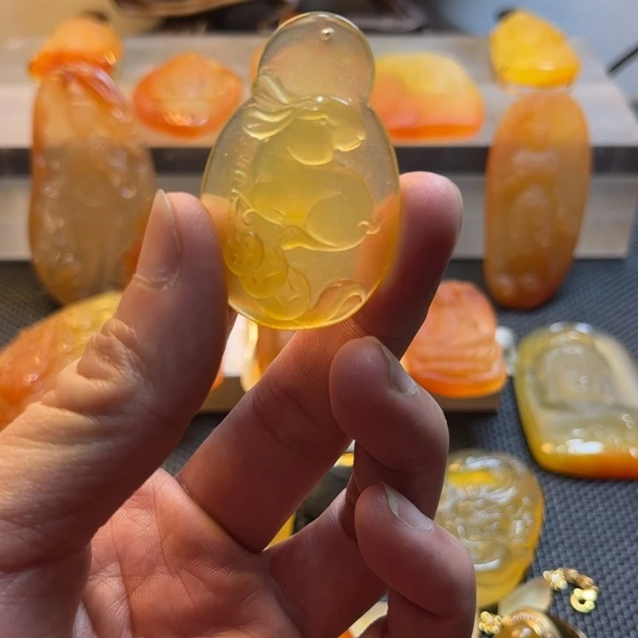 石英质玉颈饰未镶嵌无**✔