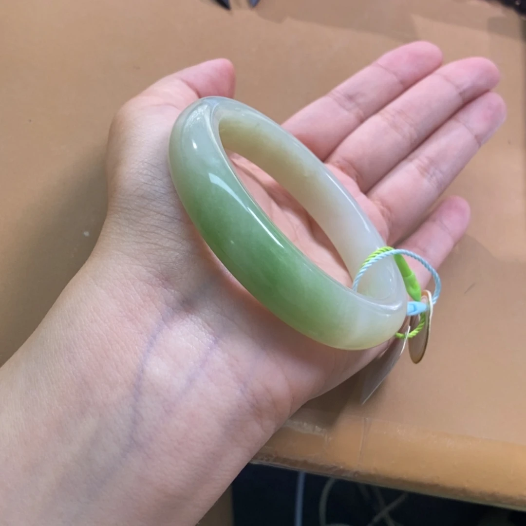 【闪购商品】和田玉（翠青玉）手镯未镶嵌5354