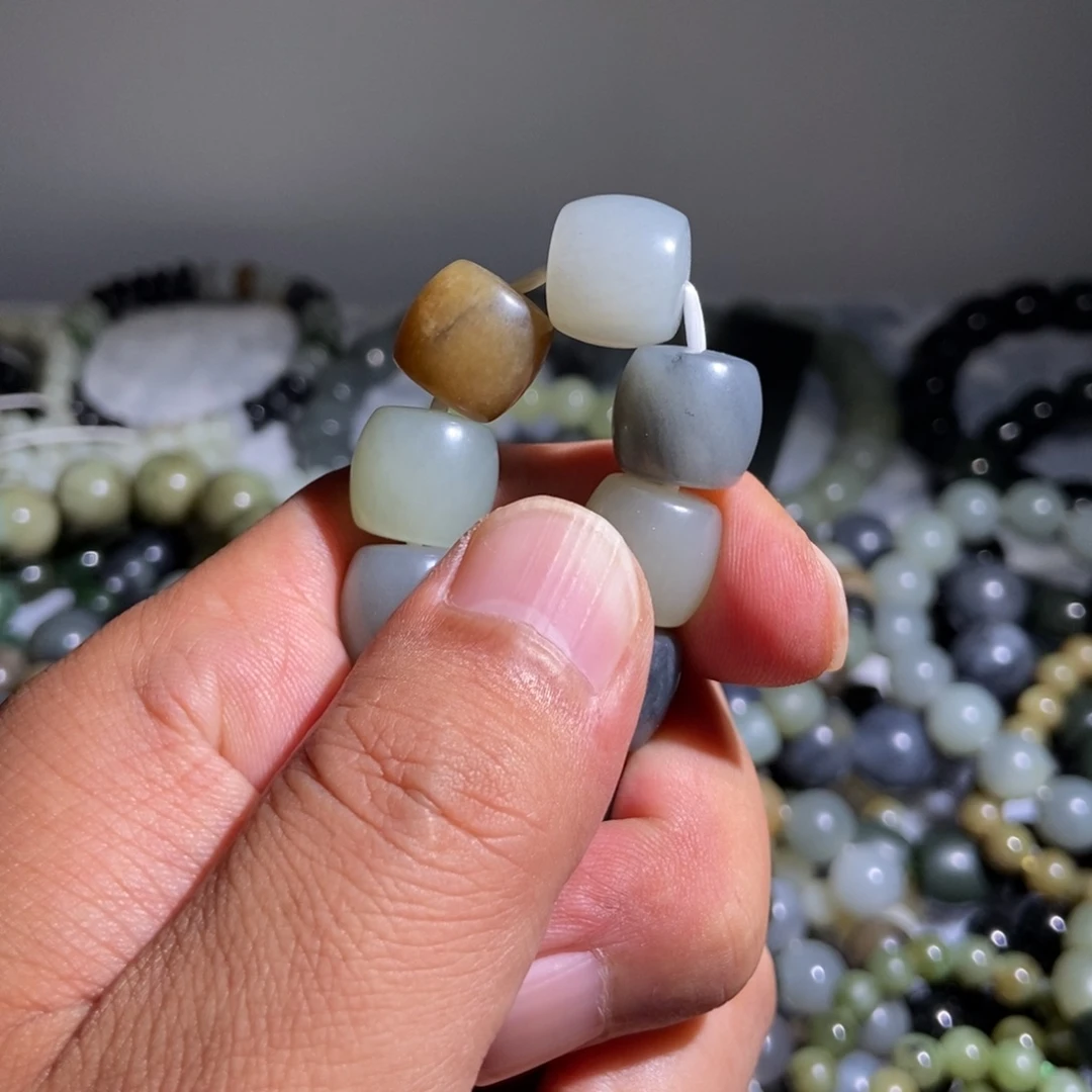 福***灵和田玉（糖玉）未镶嵌手链