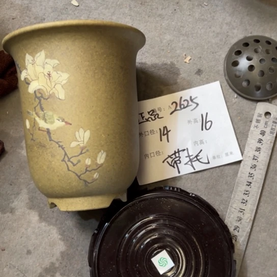 紫砂花盆紫砂艺术
