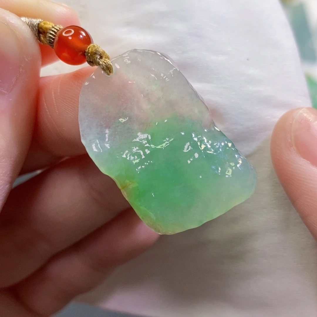 【闪购商品】翡翠吊坠(不含链)未镶嵌6220