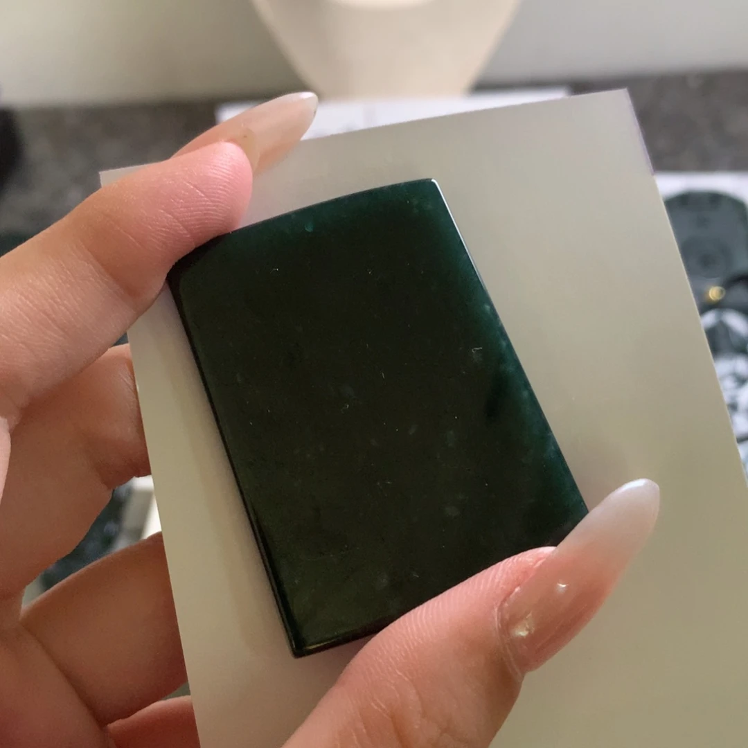 颈饰未镶嵌翡翠无事牌