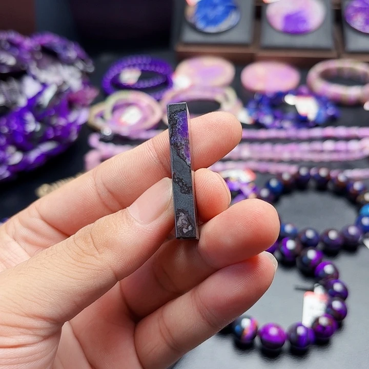 鑫***鸡未镶嵌苏纪石（舒俱来）颈饰