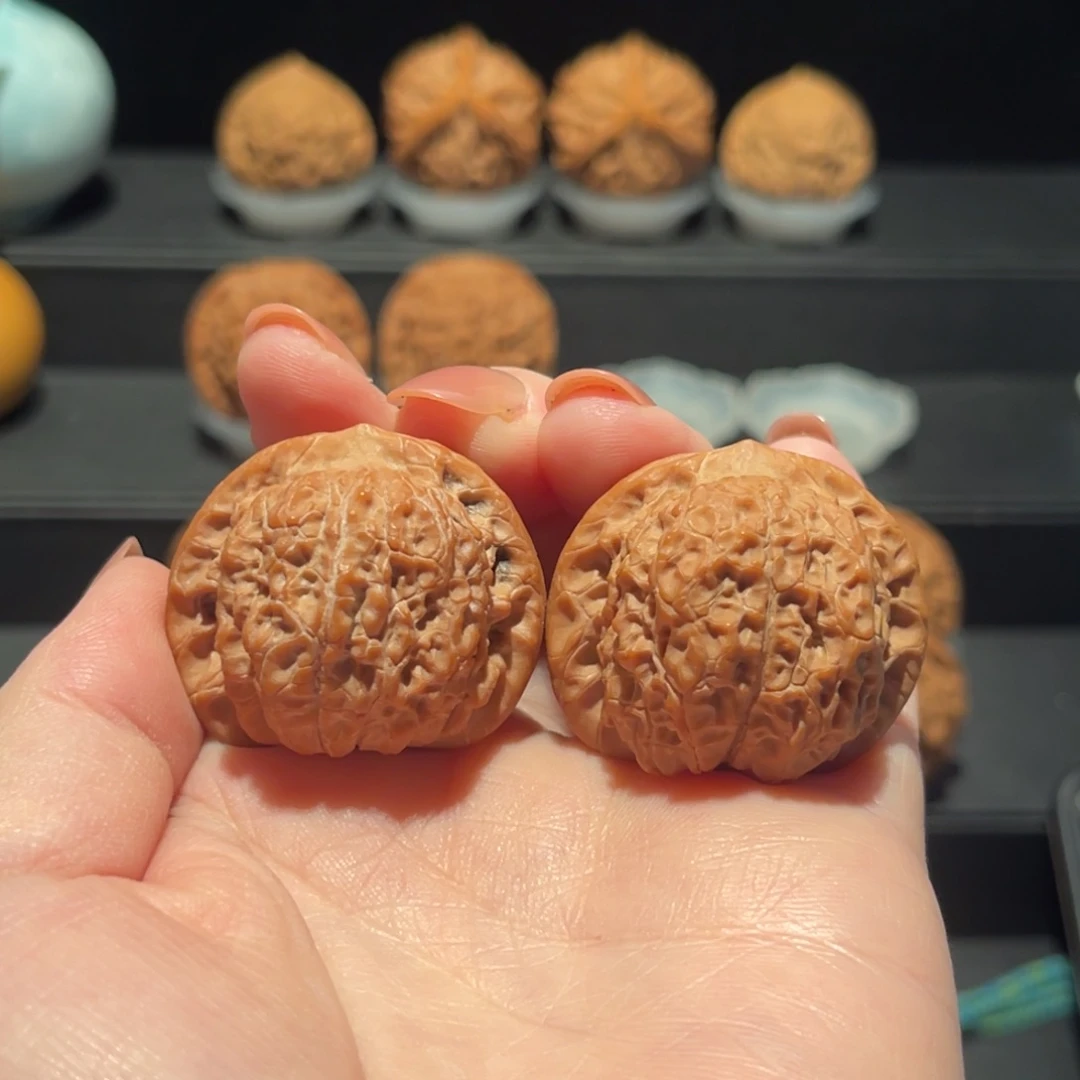 血麒麟35精品，全品258