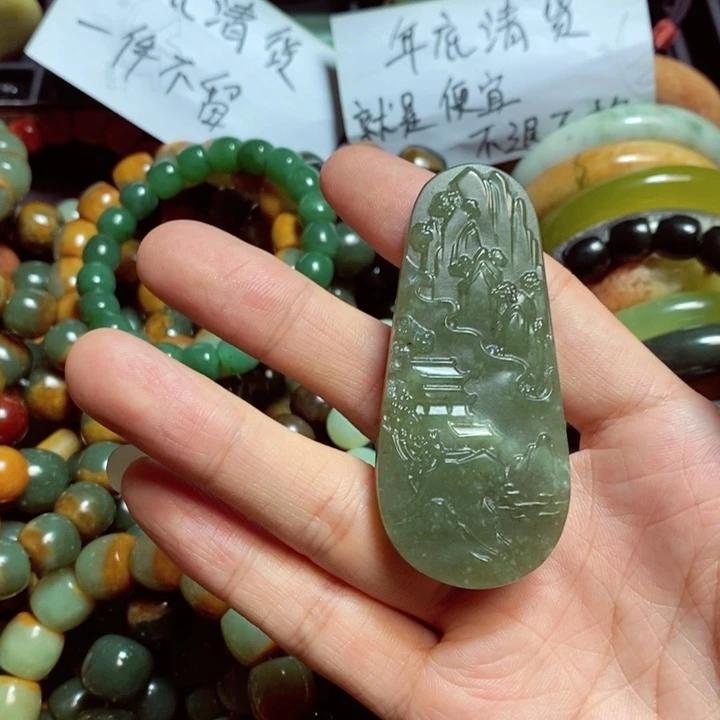 岫岩河磨玉（透闪石质玉）颈饰未镶嵌