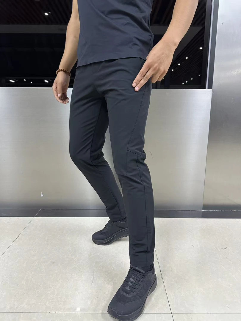 2025款秋季小树户外透气速干休闲裤宽松弹力软壳冲锋运动休闲长裤