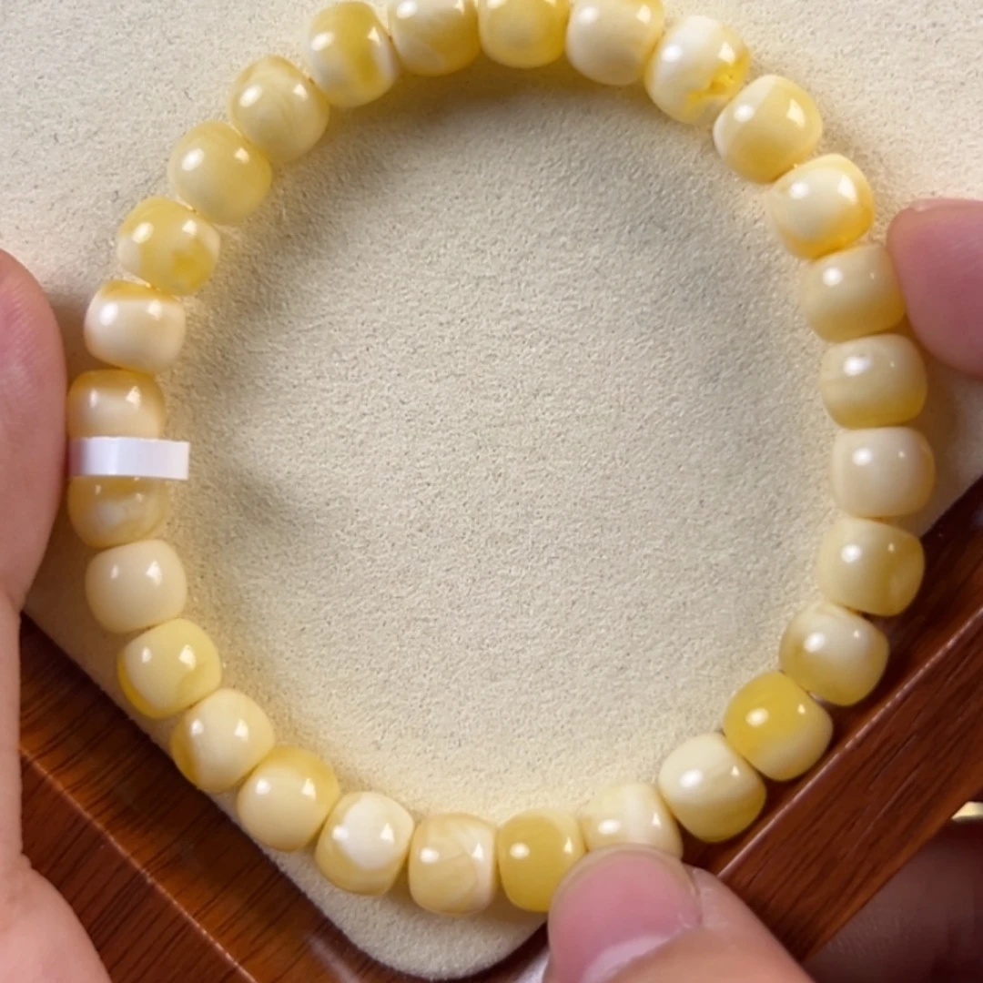 琥珀未镶嵌手链8.2g金白8mm tt