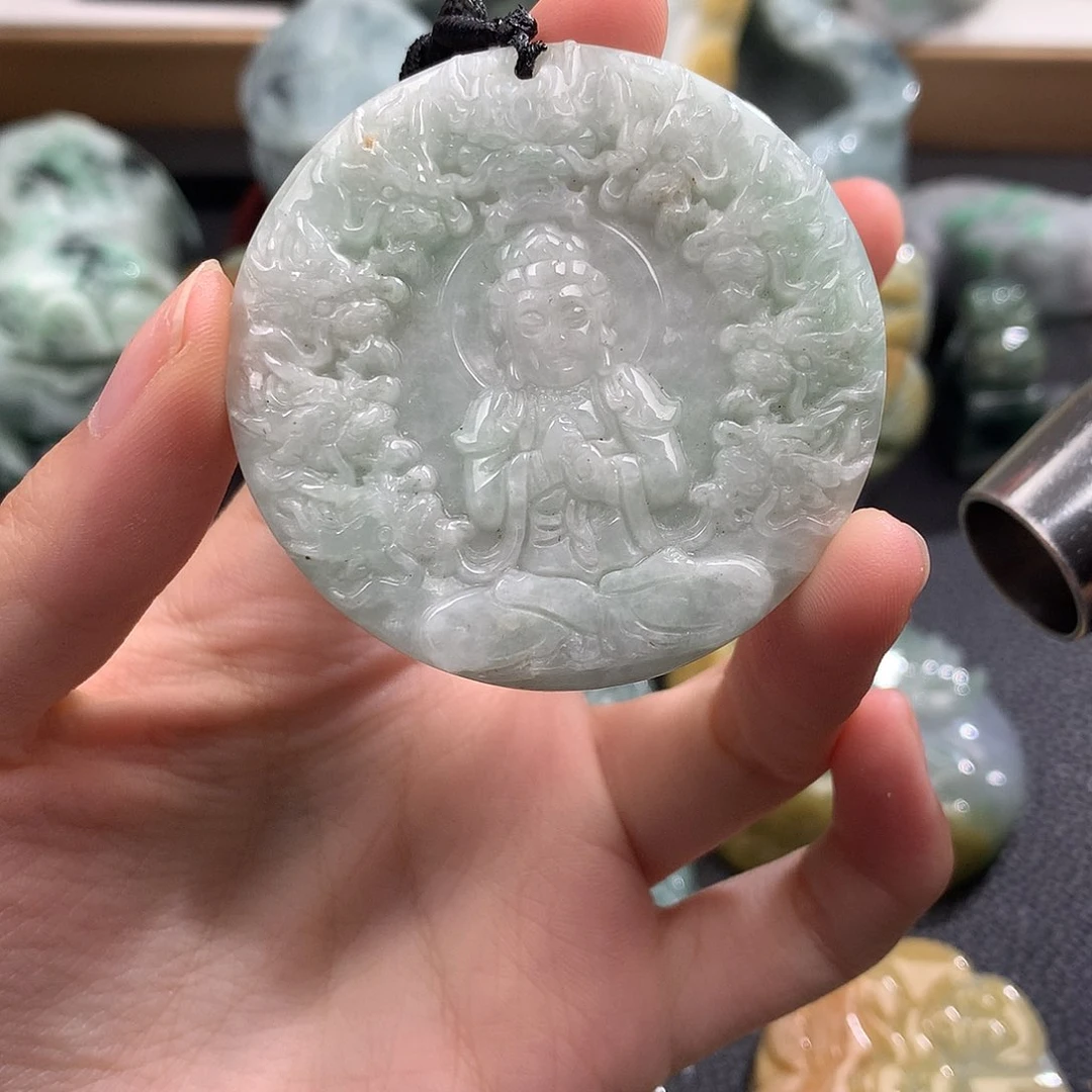 吊坠(不含链)未镶嵌翡翠