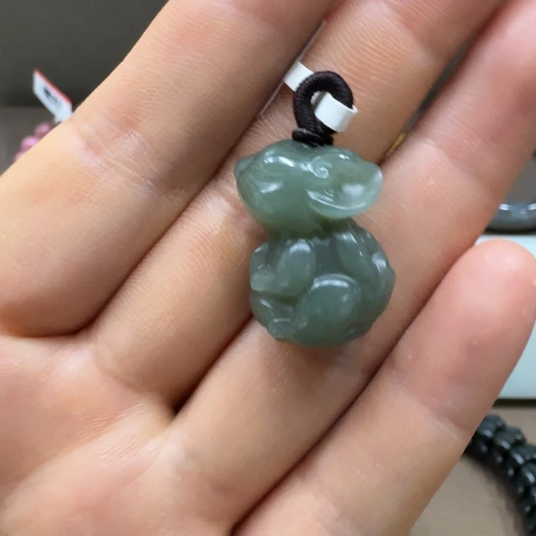 和田玉未镶嵌吊坠(不含链)