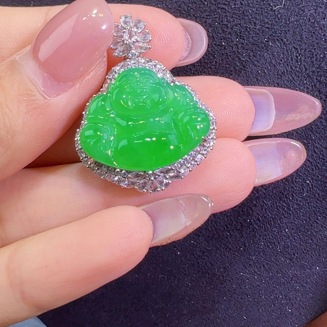 翡翠18K金镶嵌颈饰佛公