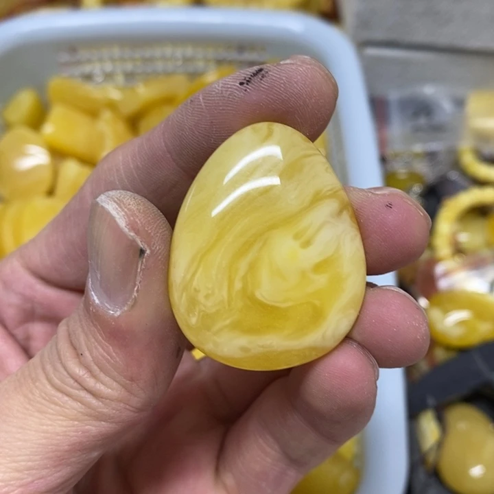 未镶嵌蜜蜡裸石吊坠