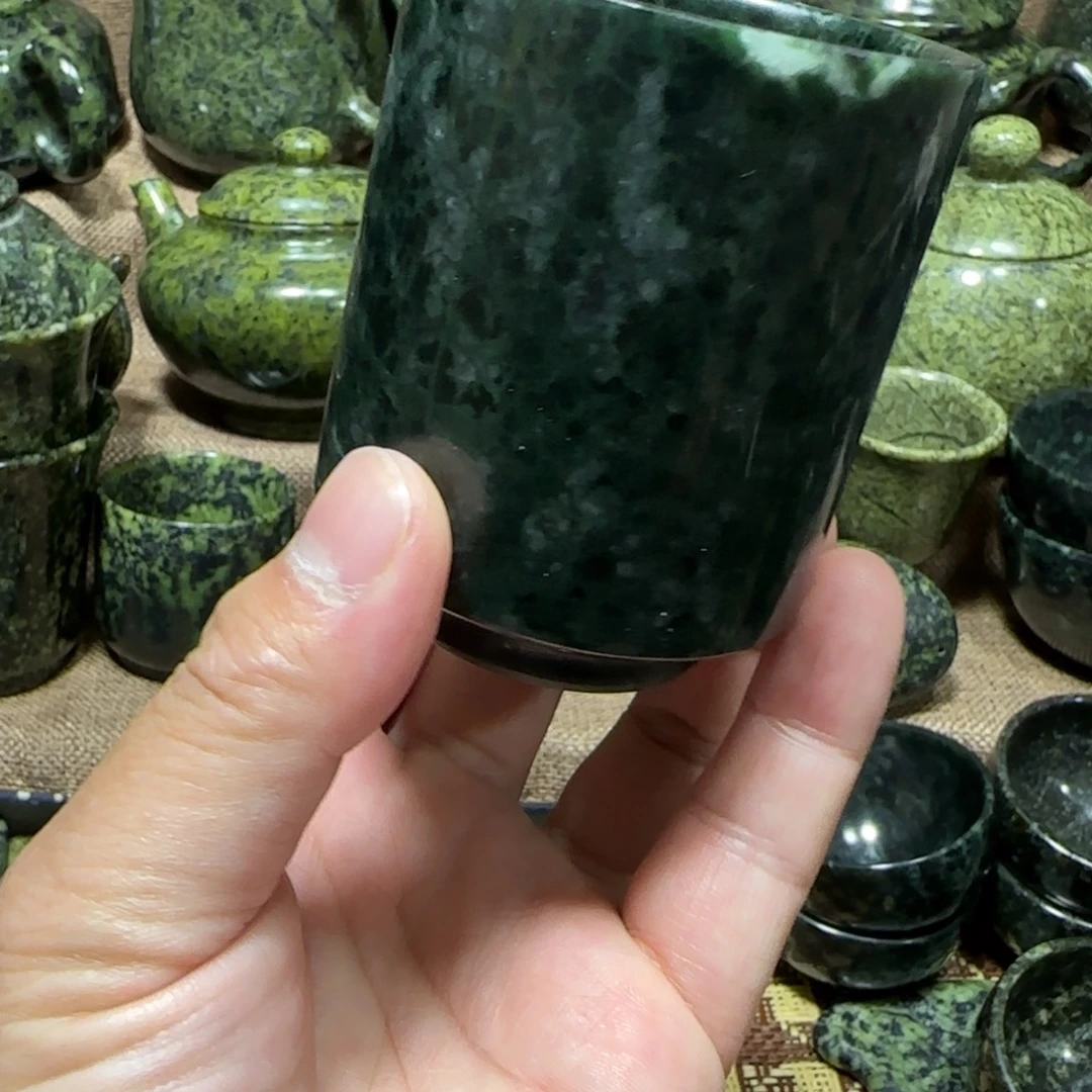 蛇纹石玉未镶嵌药王石能量养身产品