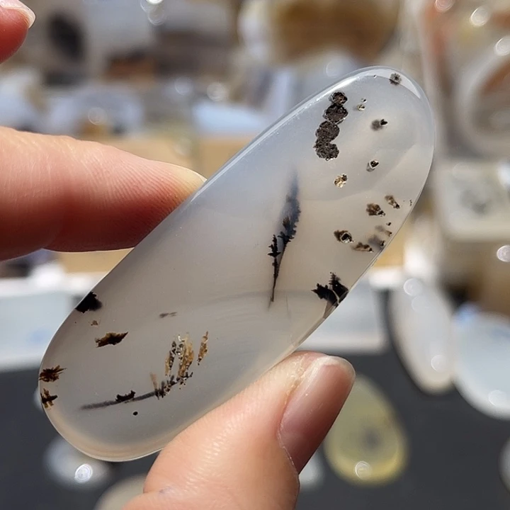 未镶嵌颈饰玛瑙/玉髓