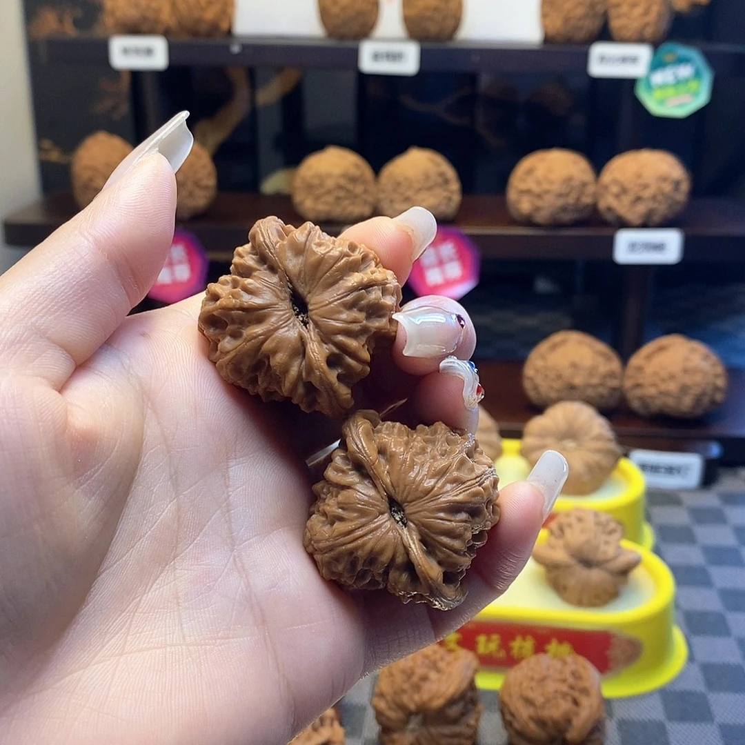 核桃把件全品正宗野生白蛇谷卡边37肚35高37➕已打底