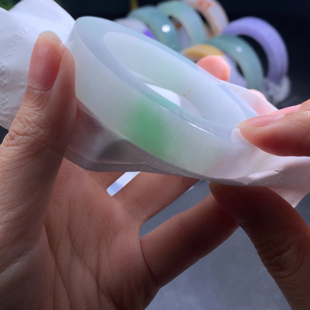 定制翡翠手镯未镶嵌