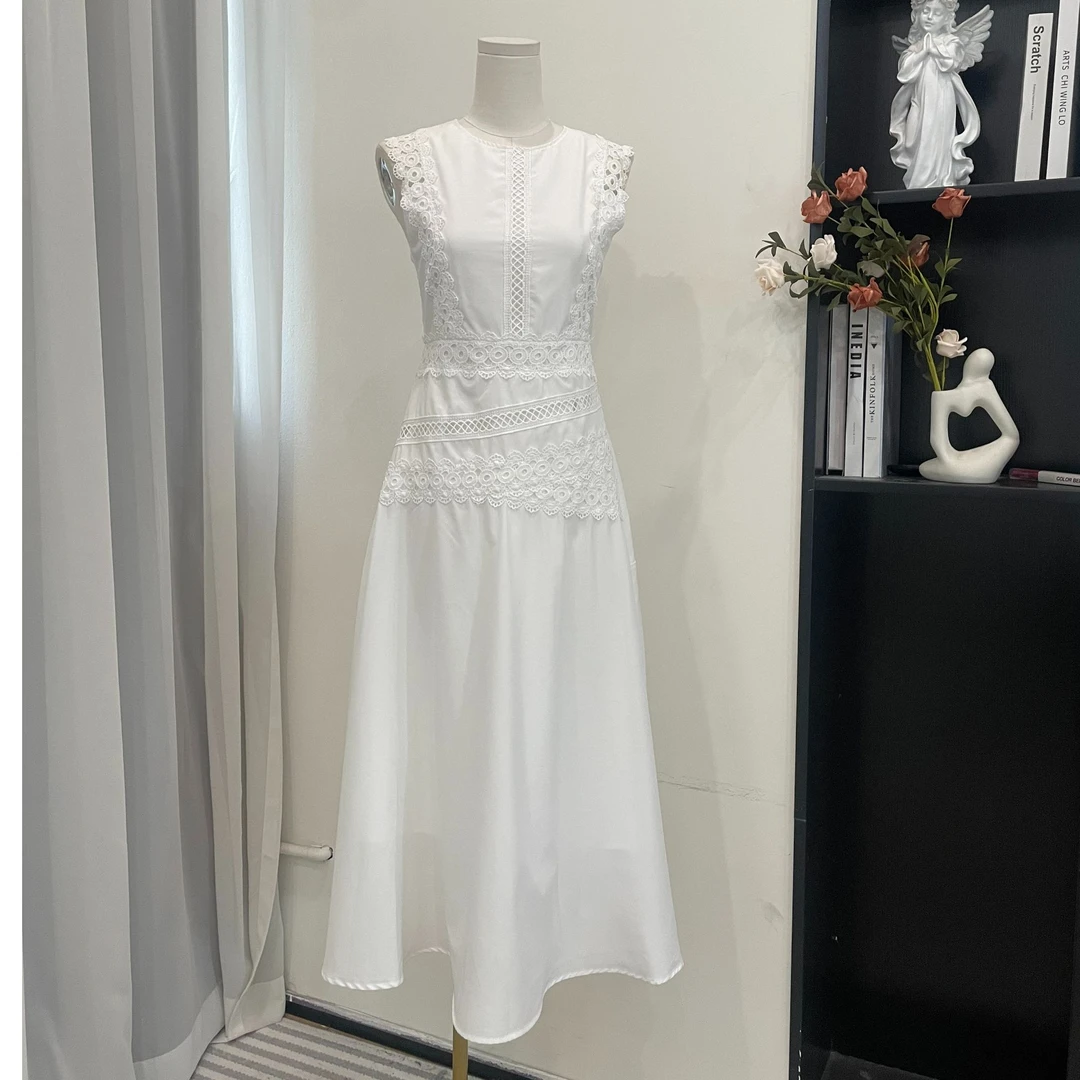 拉夏贝尔25夏新法式气质优雅显瘦赫本高级感无袖连衣裙 15393 KCK