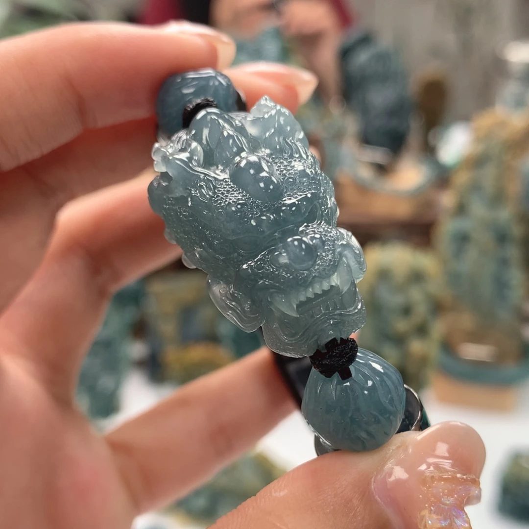 未镶嵌定制翡翠?**?毛货不退不换