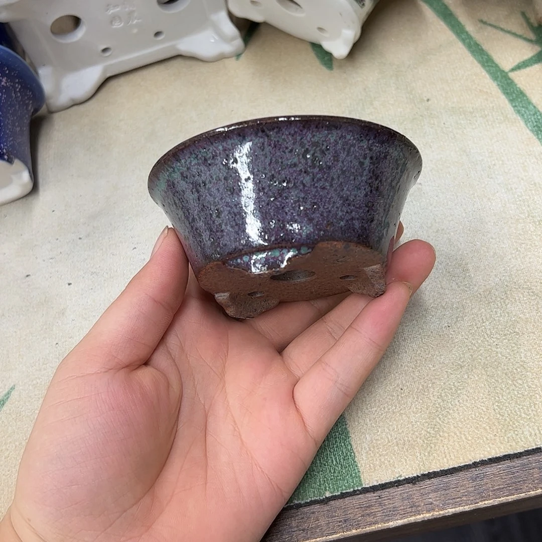 紫砂花盆470号瑕疵9/4cm