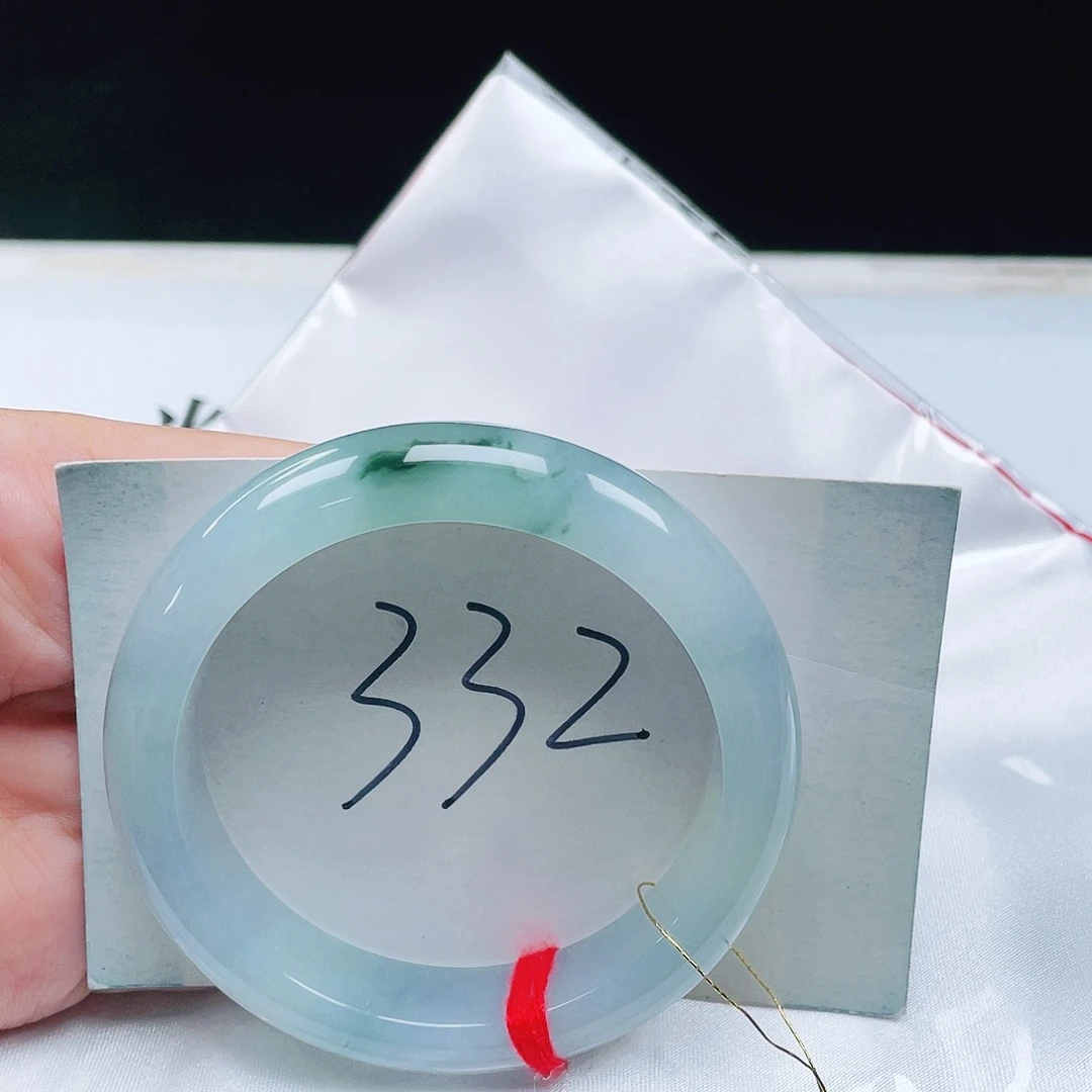 翡翠未镶嵌手镯缅甸翡翠54