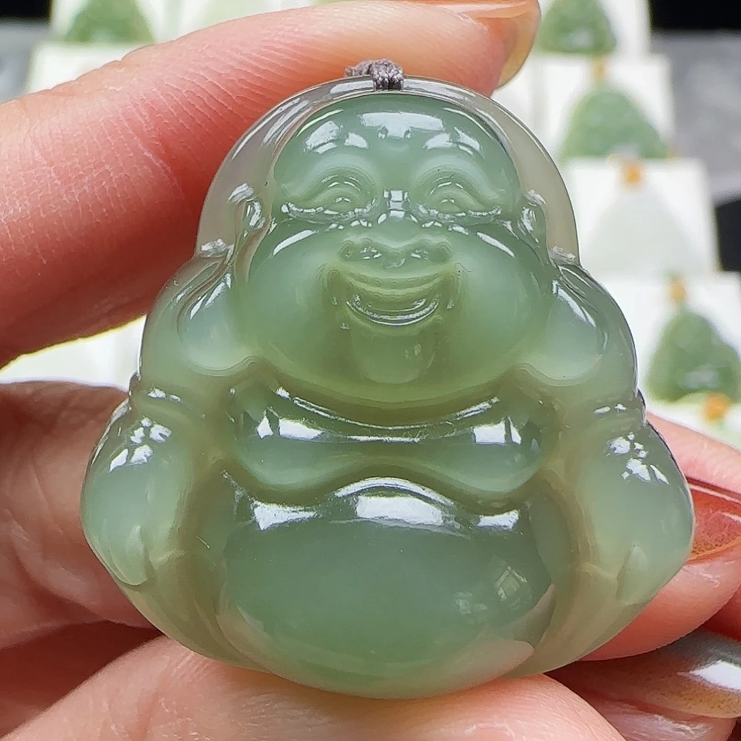 和田玉未镶嵌吊坠(赠链)