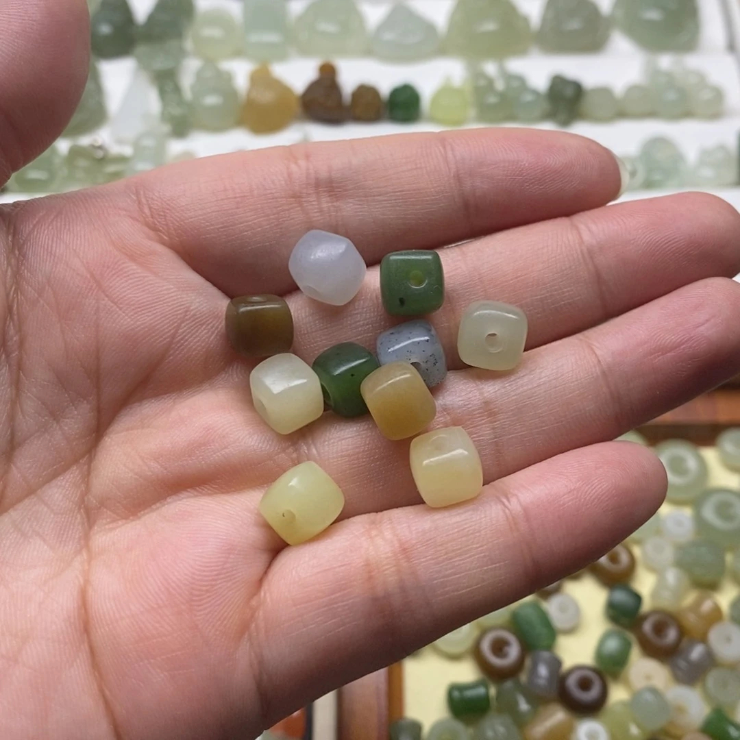 南红玛瑙未镶嵌颈饰A****阳