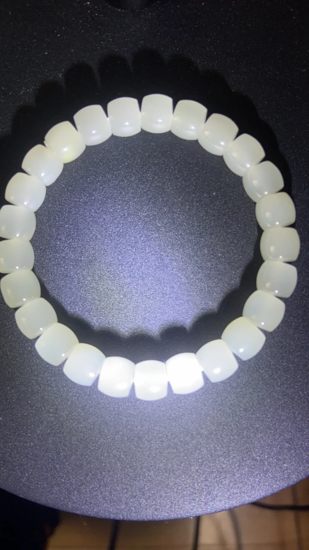 白玉直切单圈手串简约设计高品质玉石