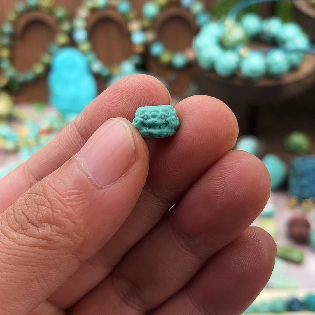 绿松石未镶嵌原矿绿松石