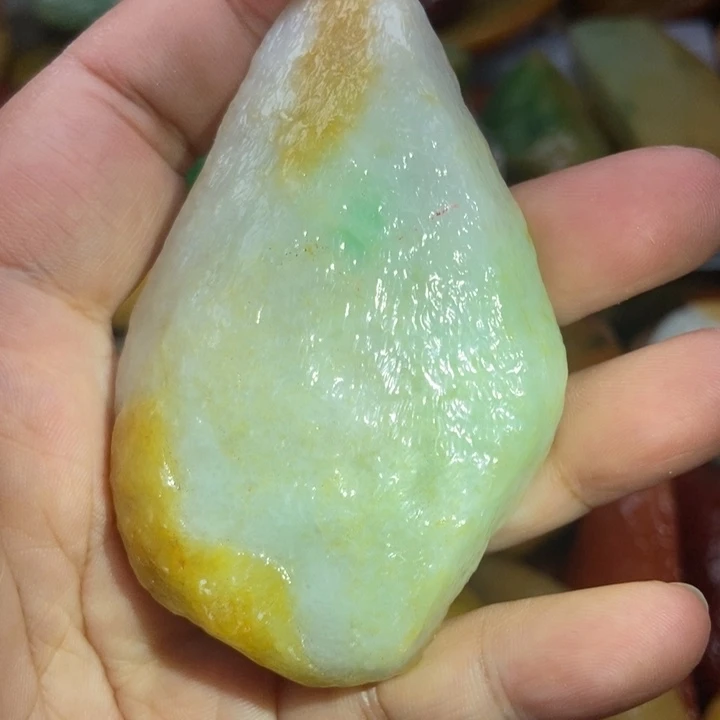 翡翠挂件未镶嵌缅甸翡翠