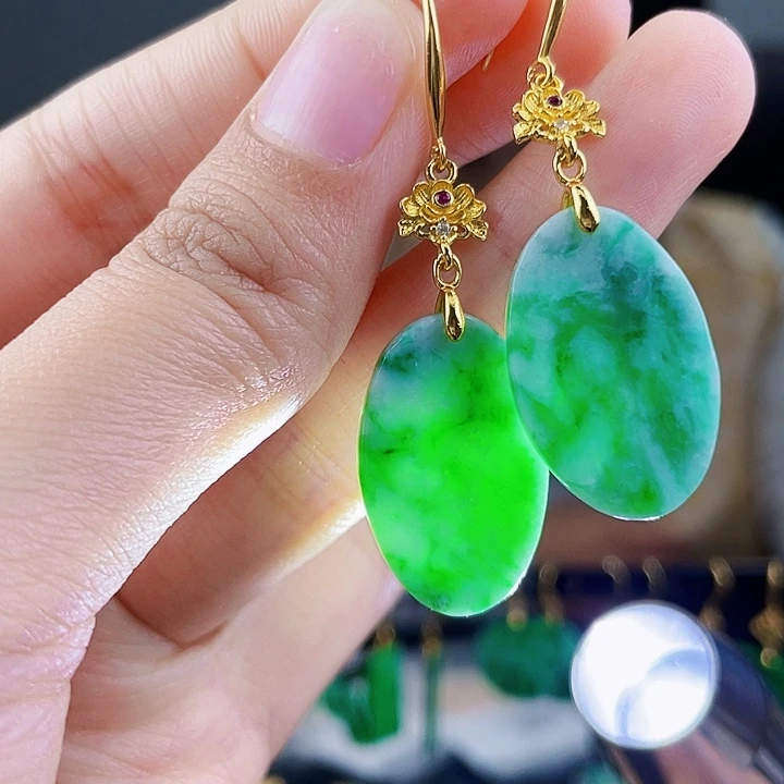 翡翠耳饰未镶嵌饰品