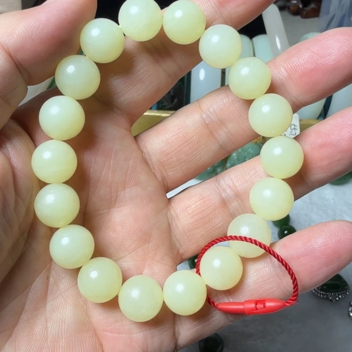 和田玉未镶嵌手串