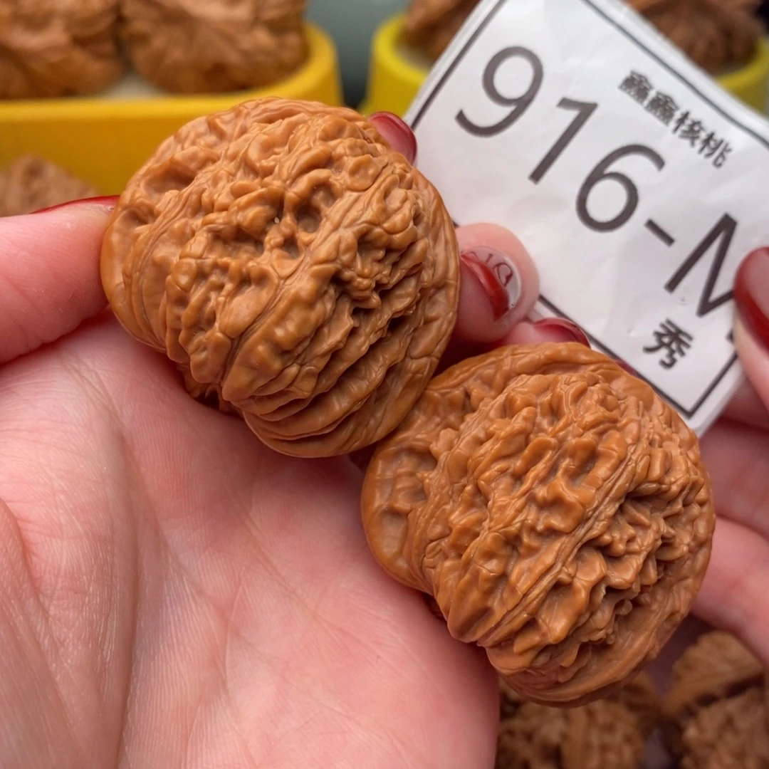 文玩核桃把件汉高楼41