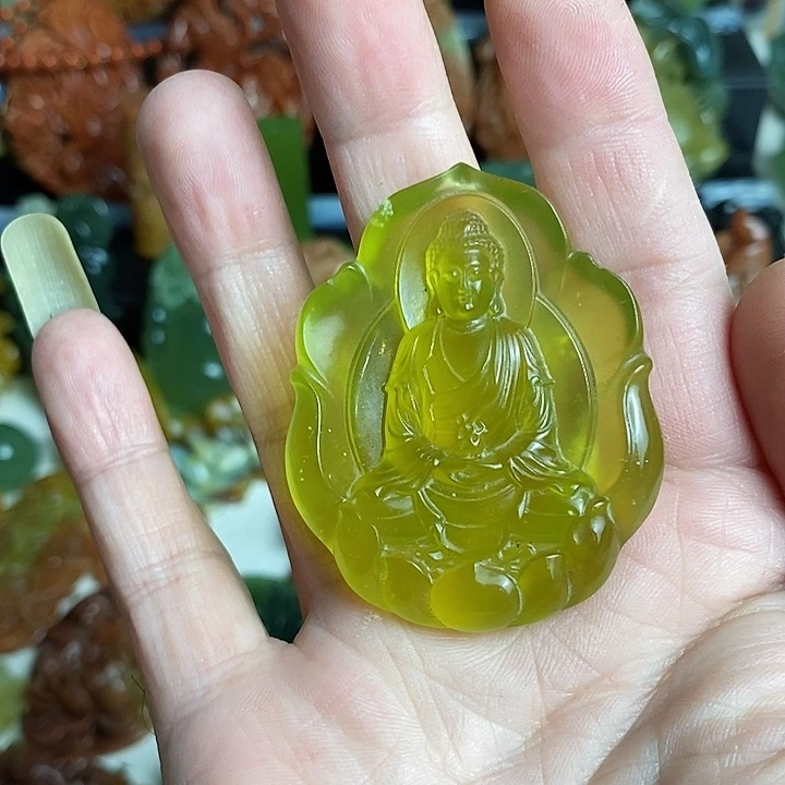 未镶嵌蛇纹石玉颈饰