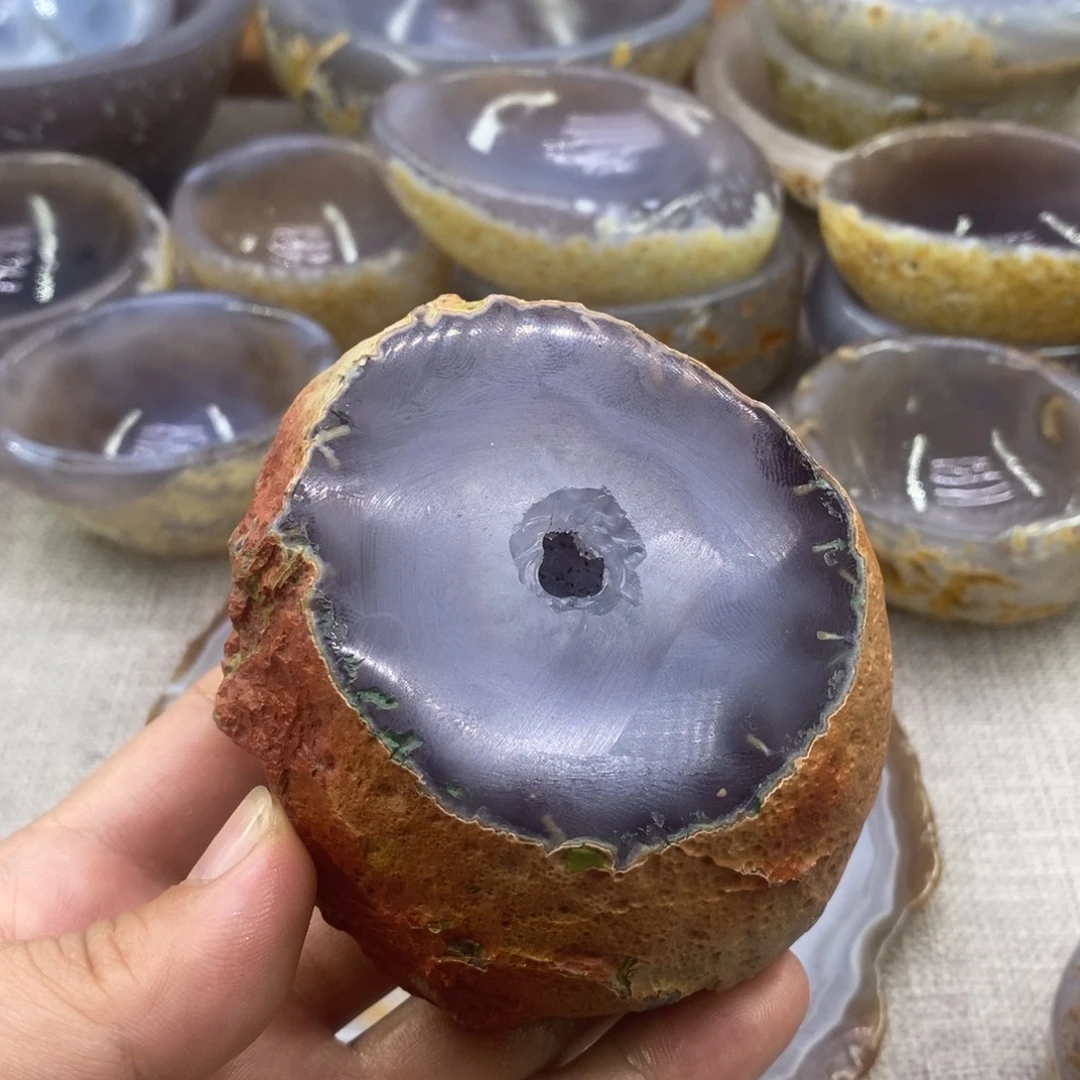 宋***哥玉原石手工聚宝盆