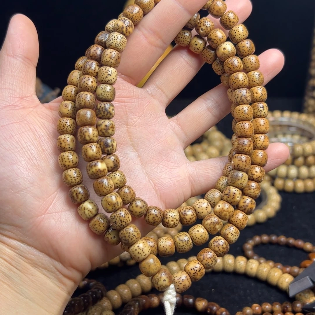 吊坠星月菩提7.8*8.8老型古铜长串