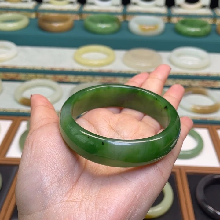 和田玉手镯未镶嵌58