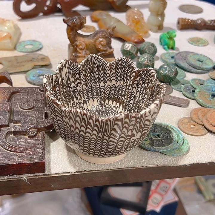 壶g****i你也别去打扰他们生活