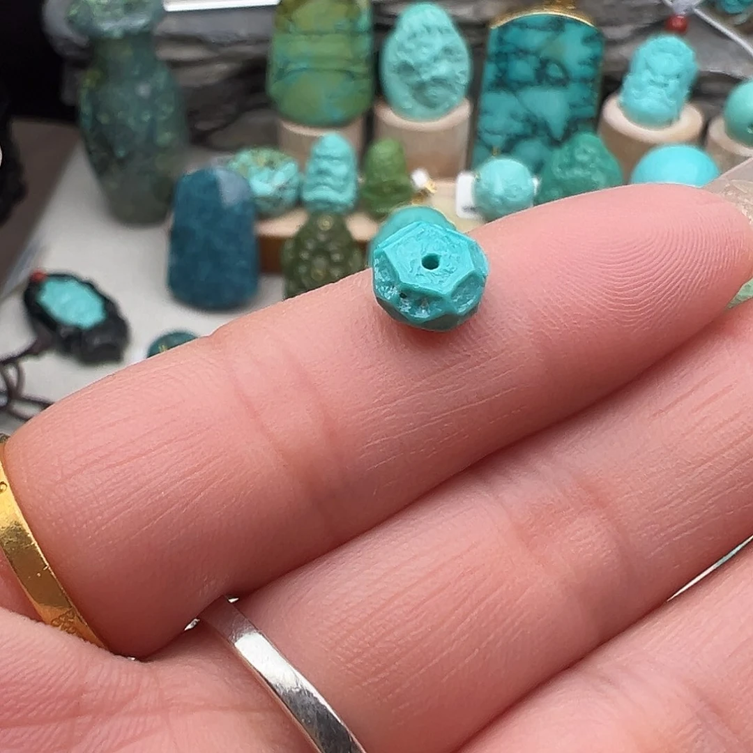 绿松石配饰未镶嵌A****许