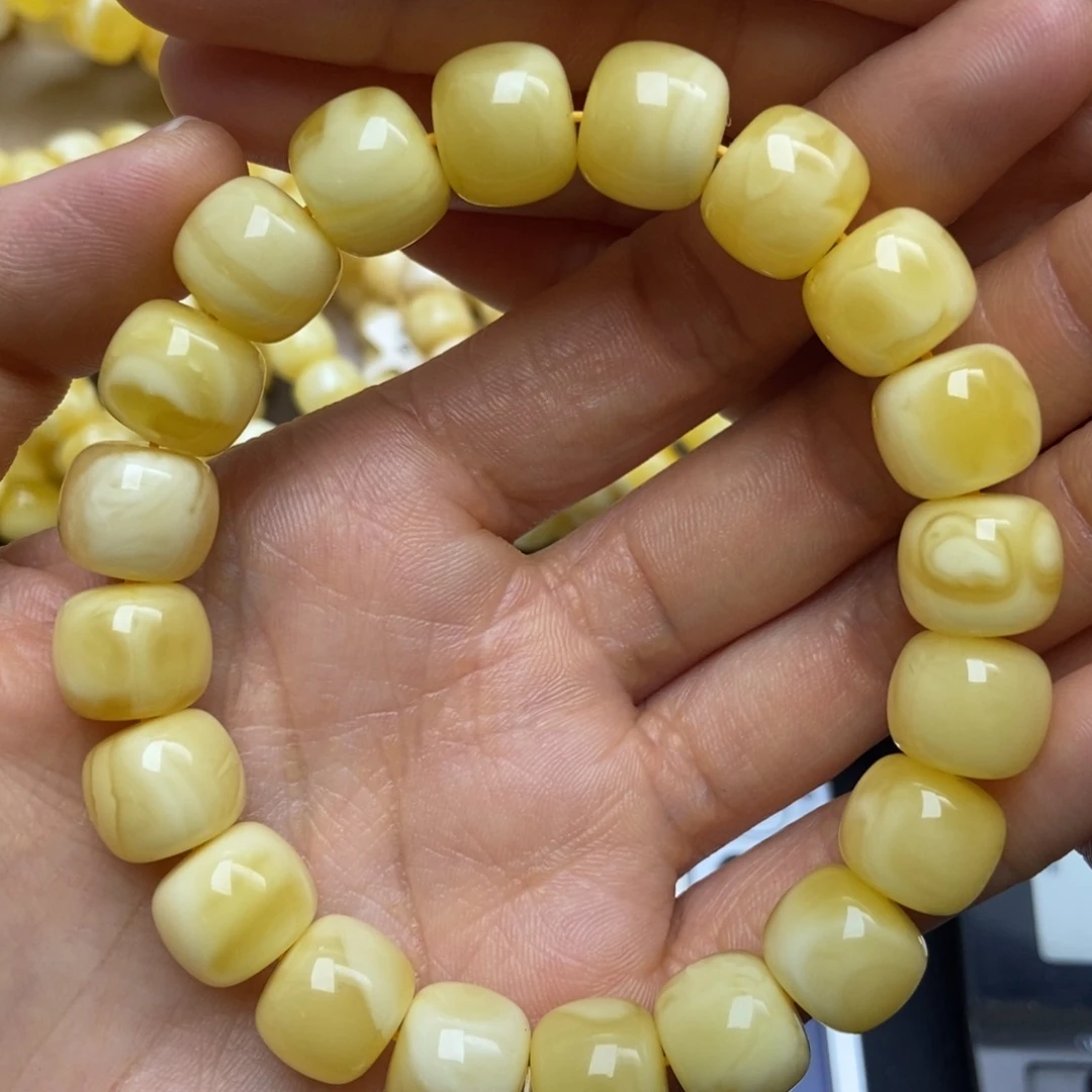 蜜蜡未镶嵌珠宝奇石259