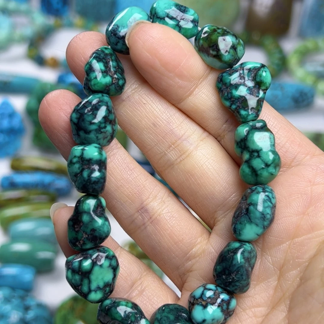 绿松石未镶嵌珠宝奇石