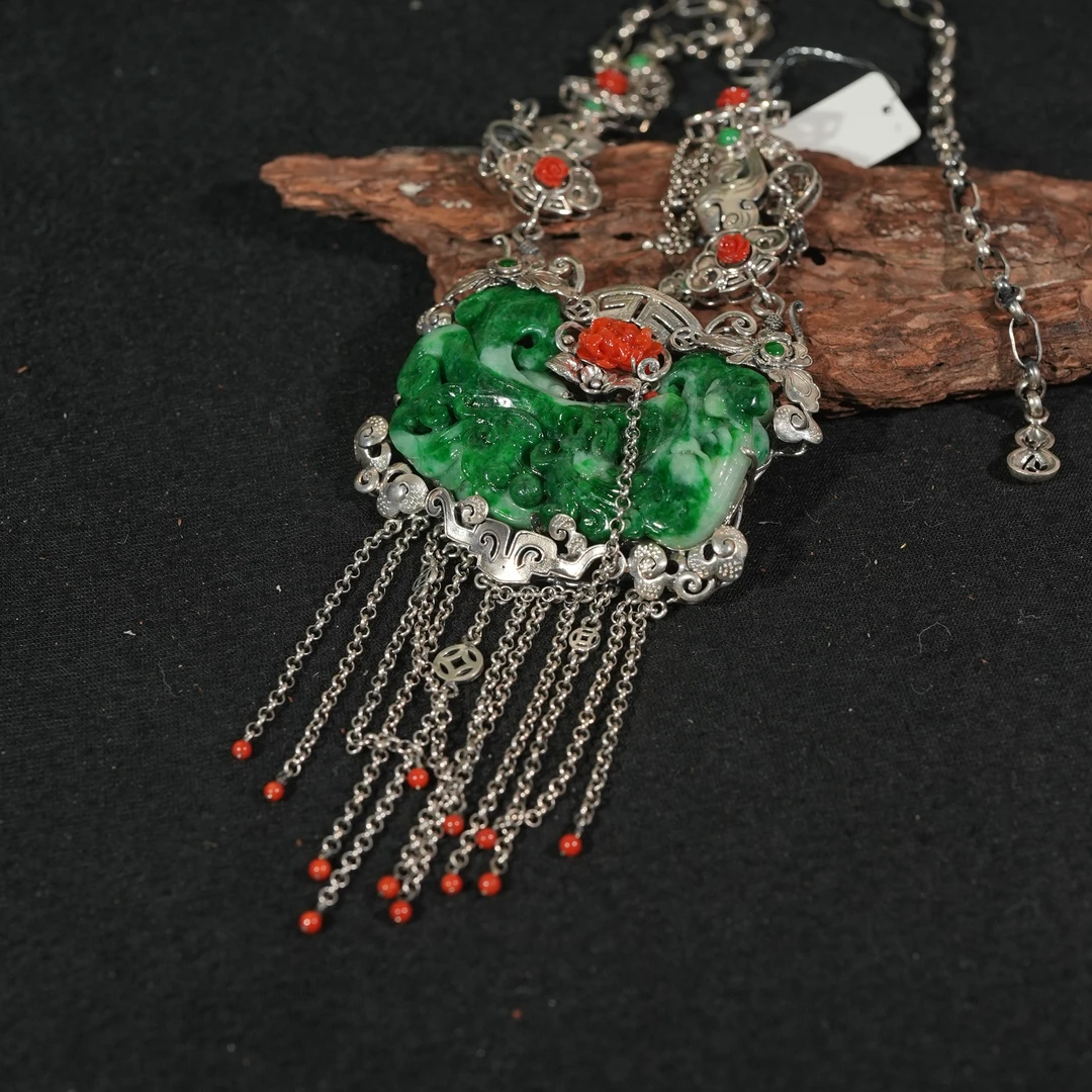 10.13香港王老板-翡翠吊坠2t2189