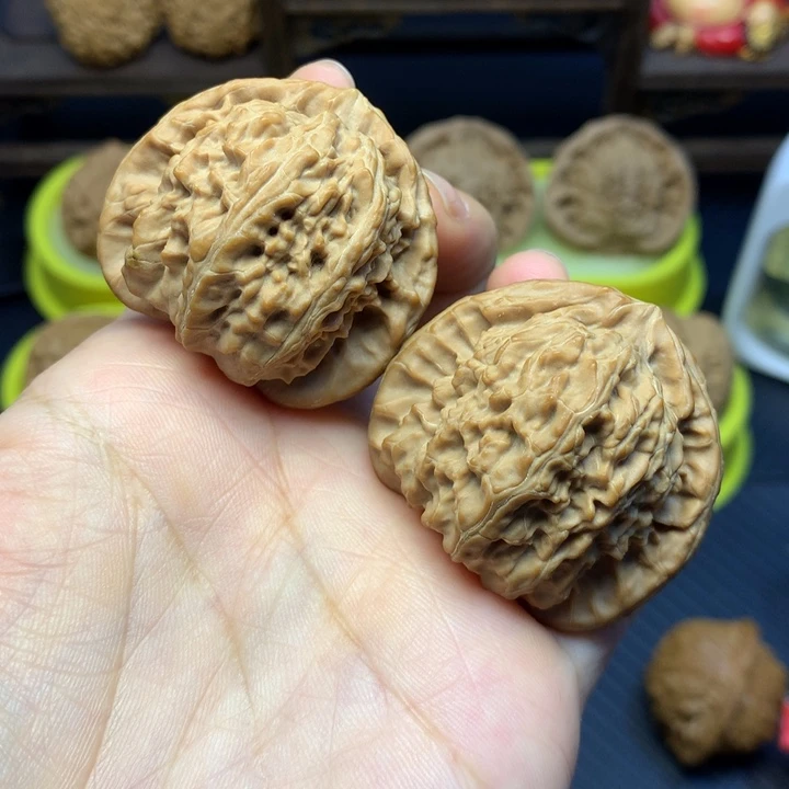 把件核桃三角白40全品