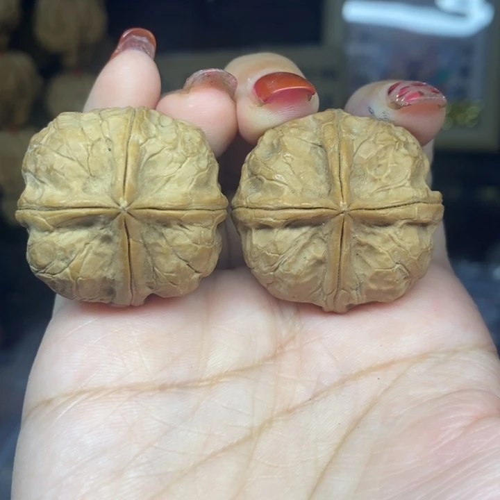 吊坠文玩核桃7金蟒四棱微瑕