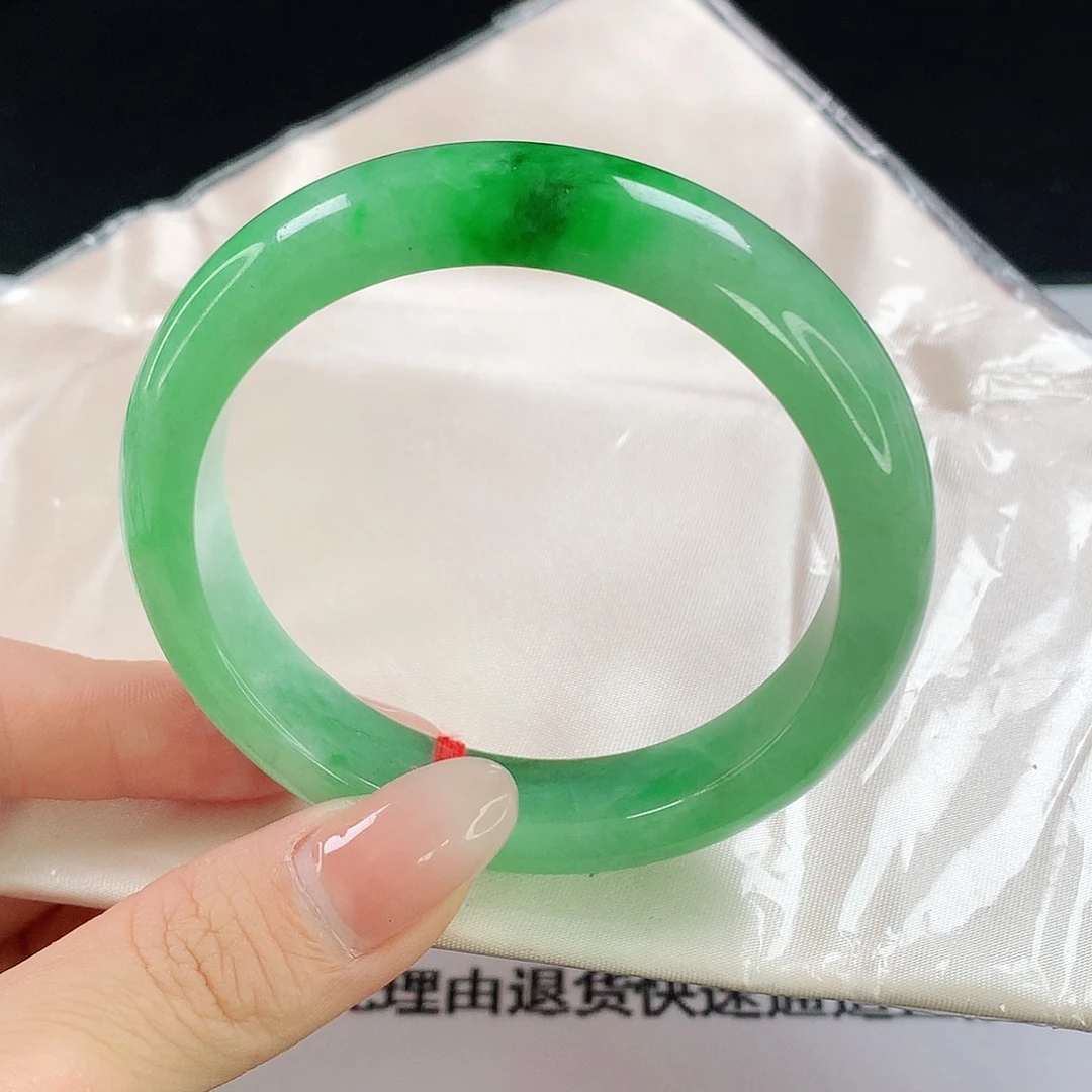 翡翠手镯未镶嵌662翡翠
